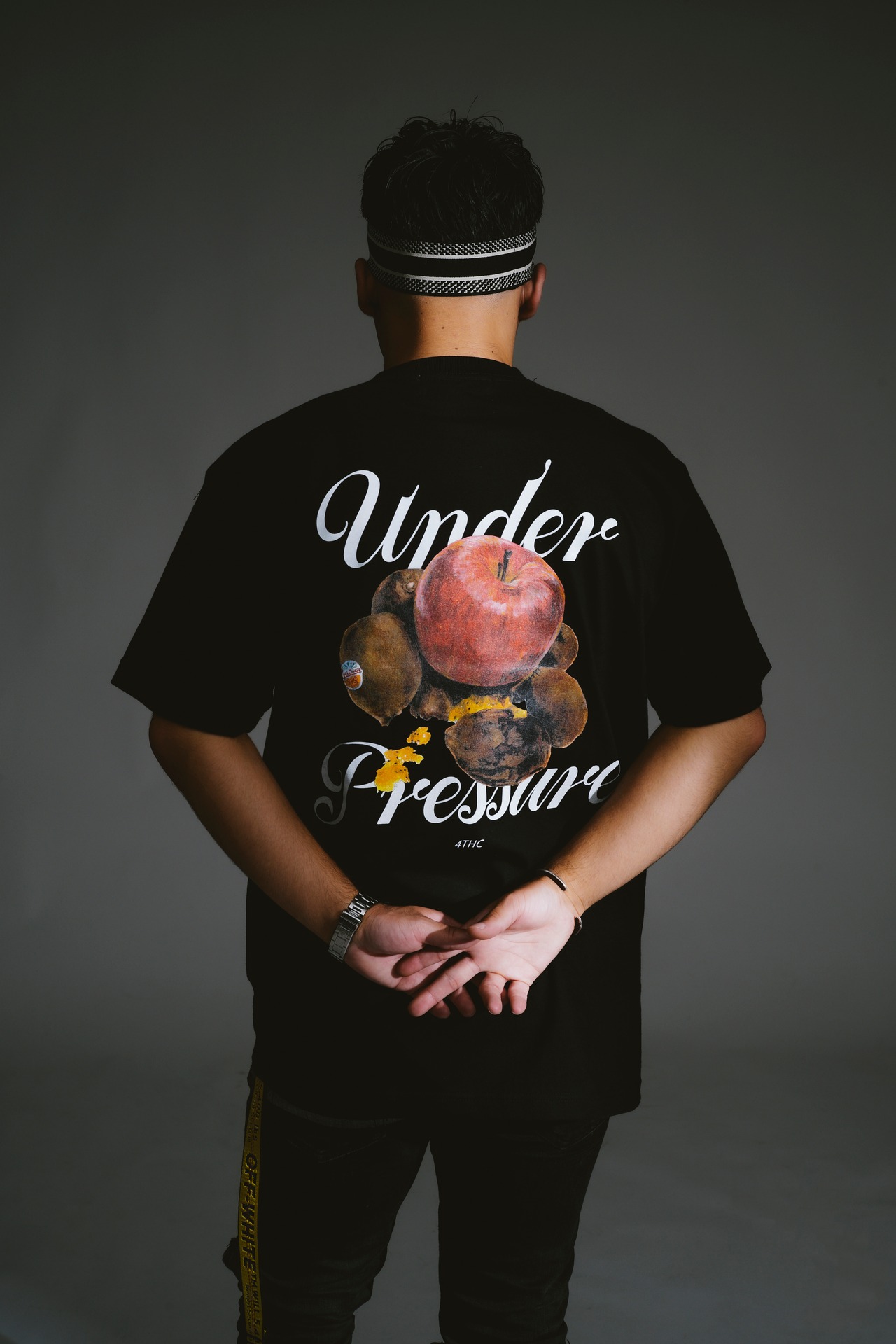 "Under Pressure" T-SHIRT (Black)