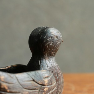 味わい深い、水鳥のペン立て