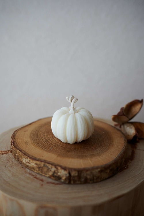 white pumpkin  S