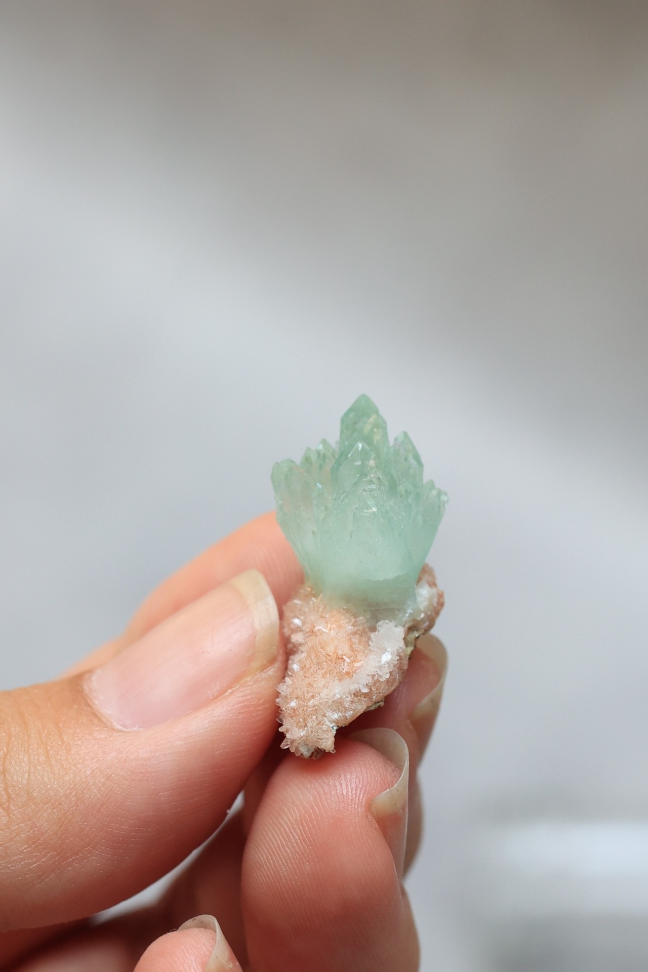 グリーンアポフィライト × ヒューランダイト 「輝く人参」Green Apophyllite × Heulandite ◇ 天然石・鉱物・パワーストーン・原石 | st00353