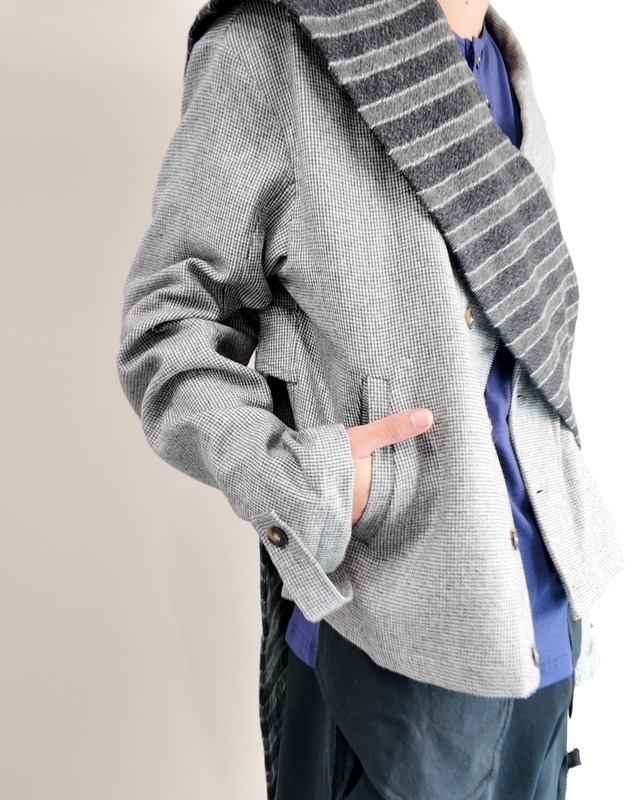 【26/AW STRONGTHE】GREY / SBAI TAILORED BIKER JACKET WITH DETACHABLE SASH SCARF
