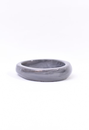 organic circle bangle / gray