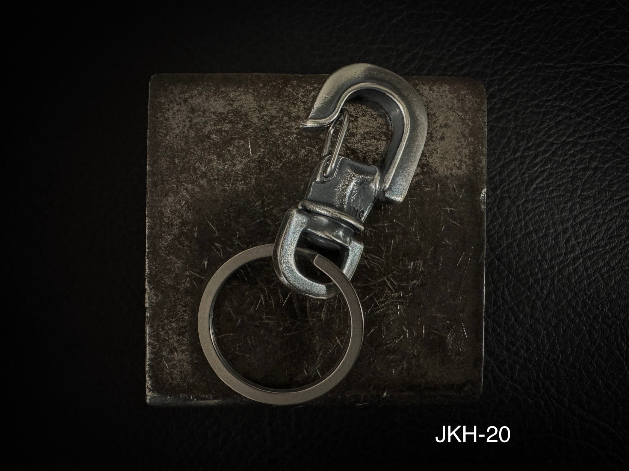 JBN-01 (TIRE BANGLE) | JANGO