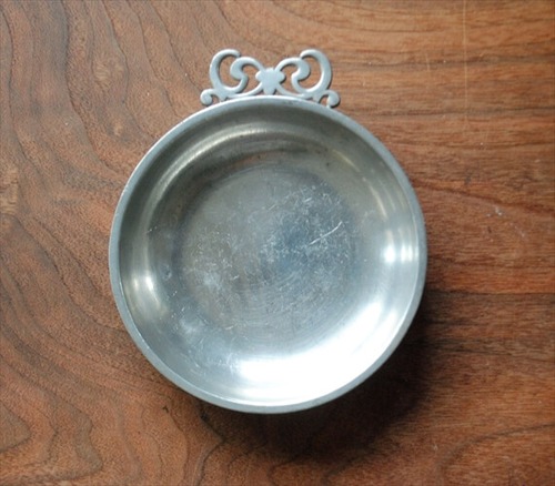 フランス買い付け 古い錫のワインテスター 13.7cm プレート 豆皿 トレー コースター ピューター ETAIN アンティーク ig1998