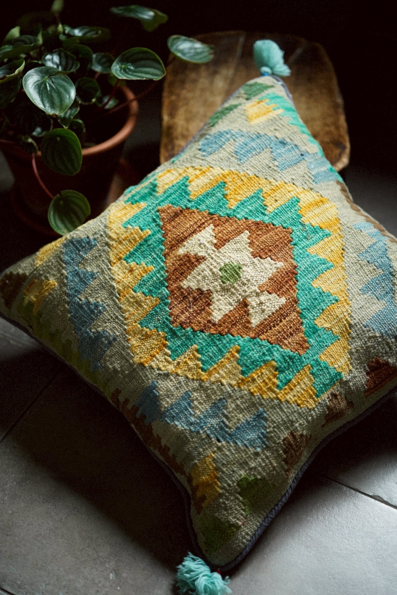 2181-Vintage Chobi cushion cover