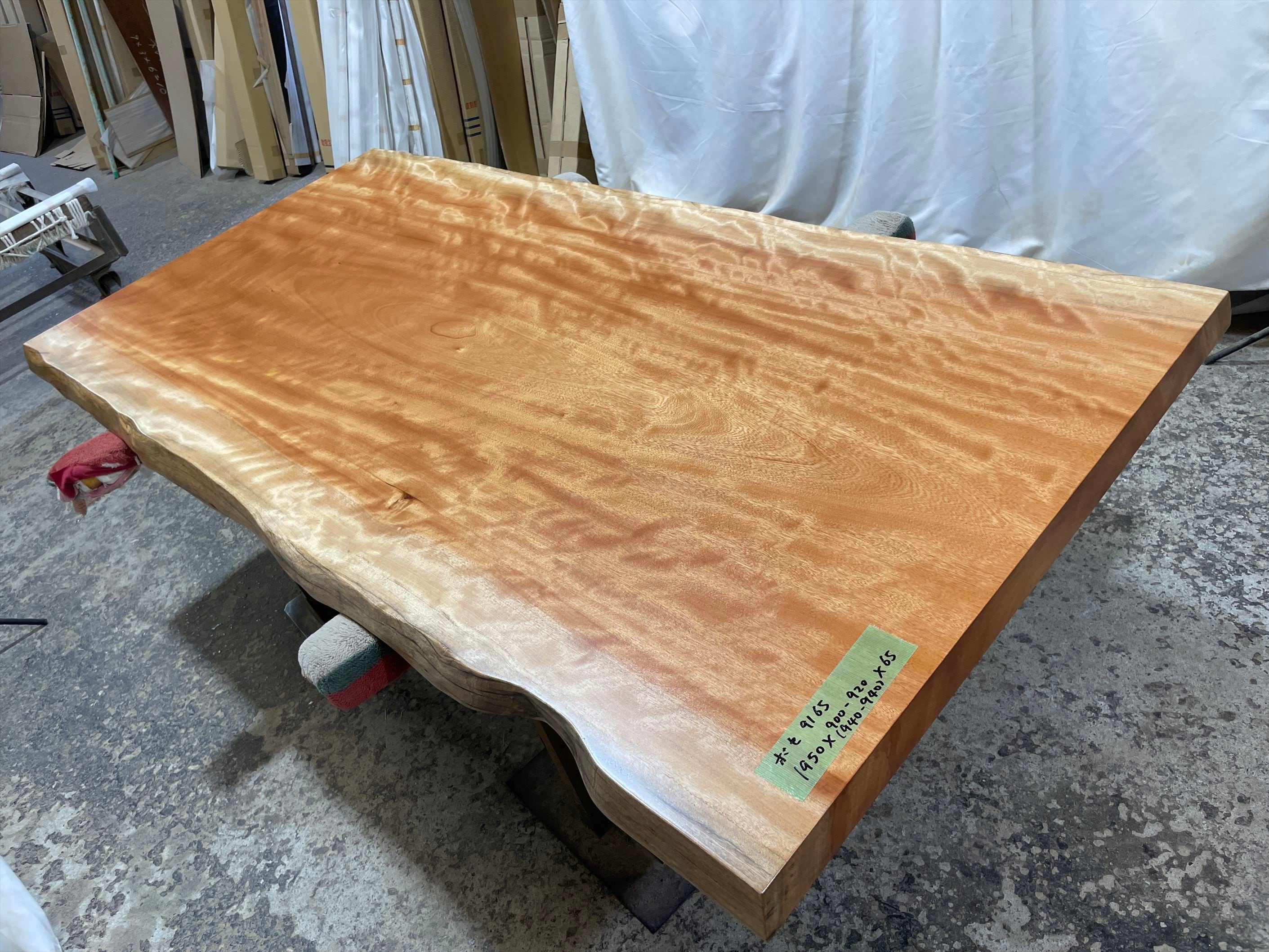 ボセ9165 一枚板無垢 乾燥材 1950x900-920x65mm カウンター センターテーブル ダイニングテーブル