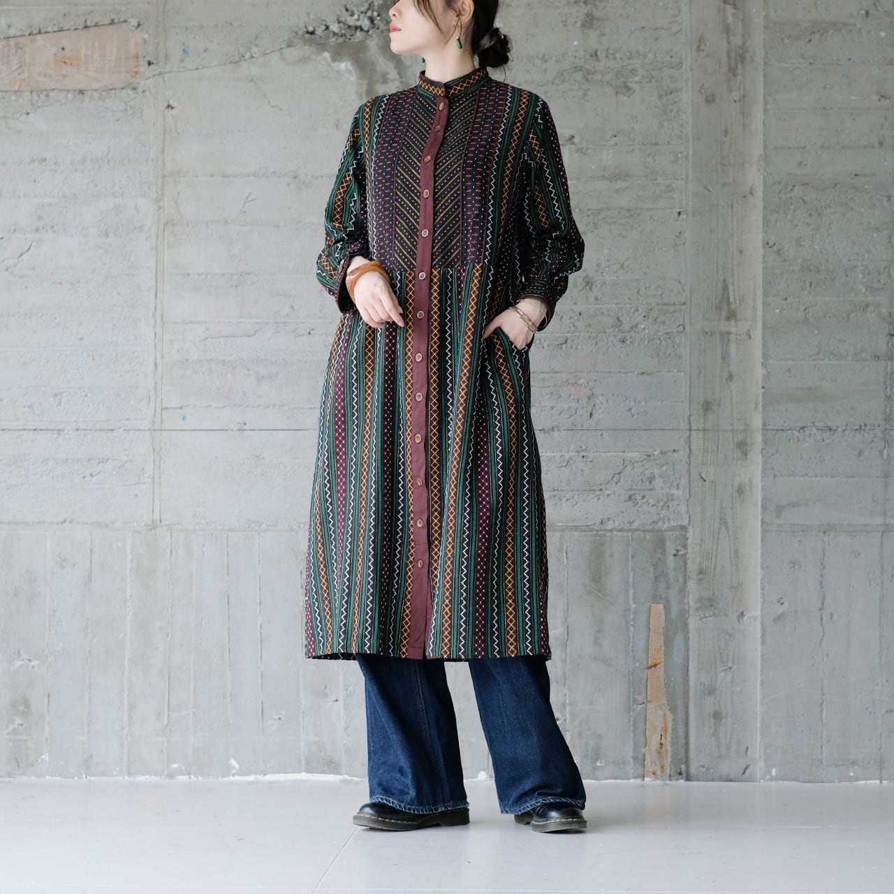 【再販】ネワール族の伝統織物◎ステッチ刺繍ワンピース(25w-10)ブラック