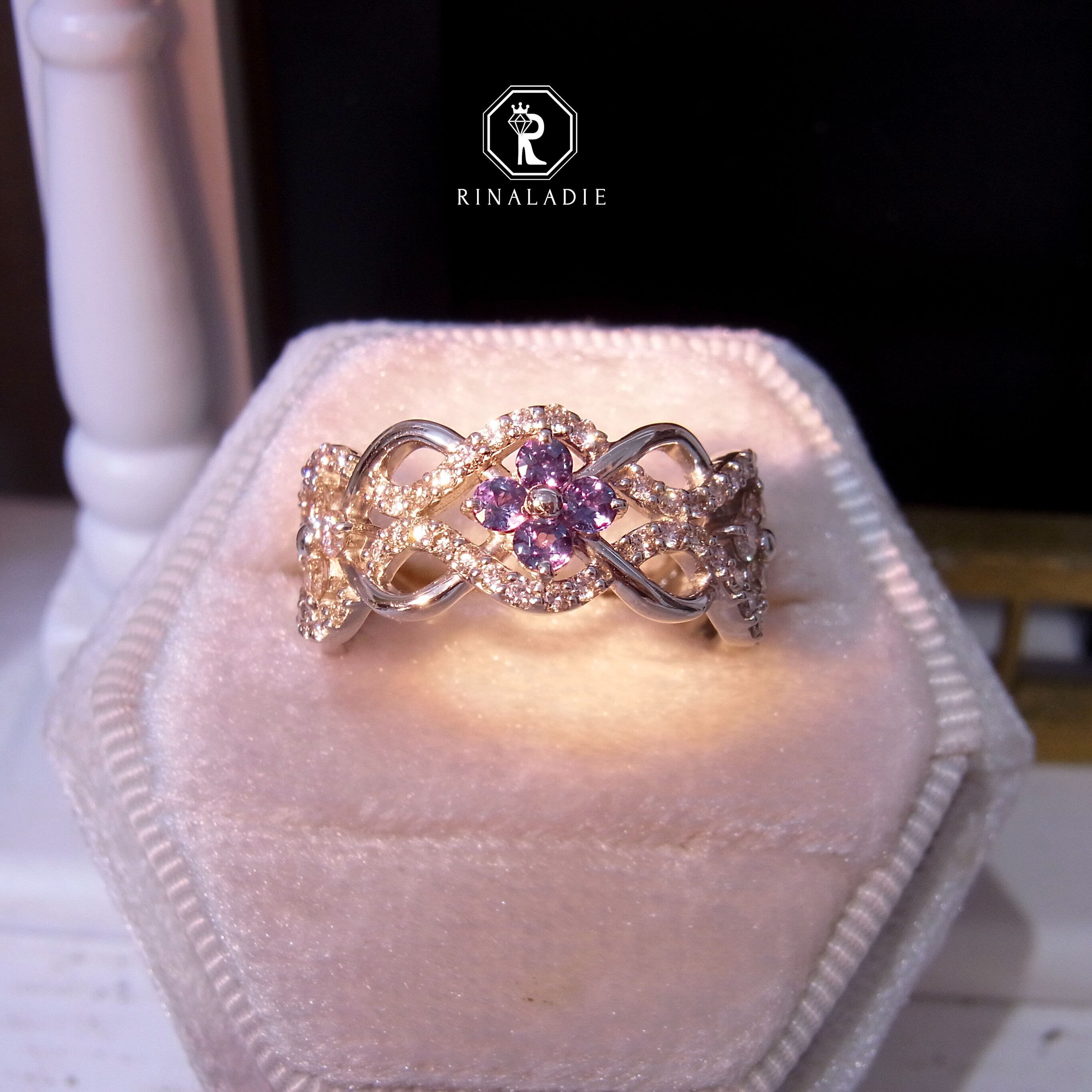 最終値下げ♡天然ダイヤモンド&アレキサンドライト ptリング Pt900天然アレキサンドライト × ダイヤモンド 魔法の花園フラワー