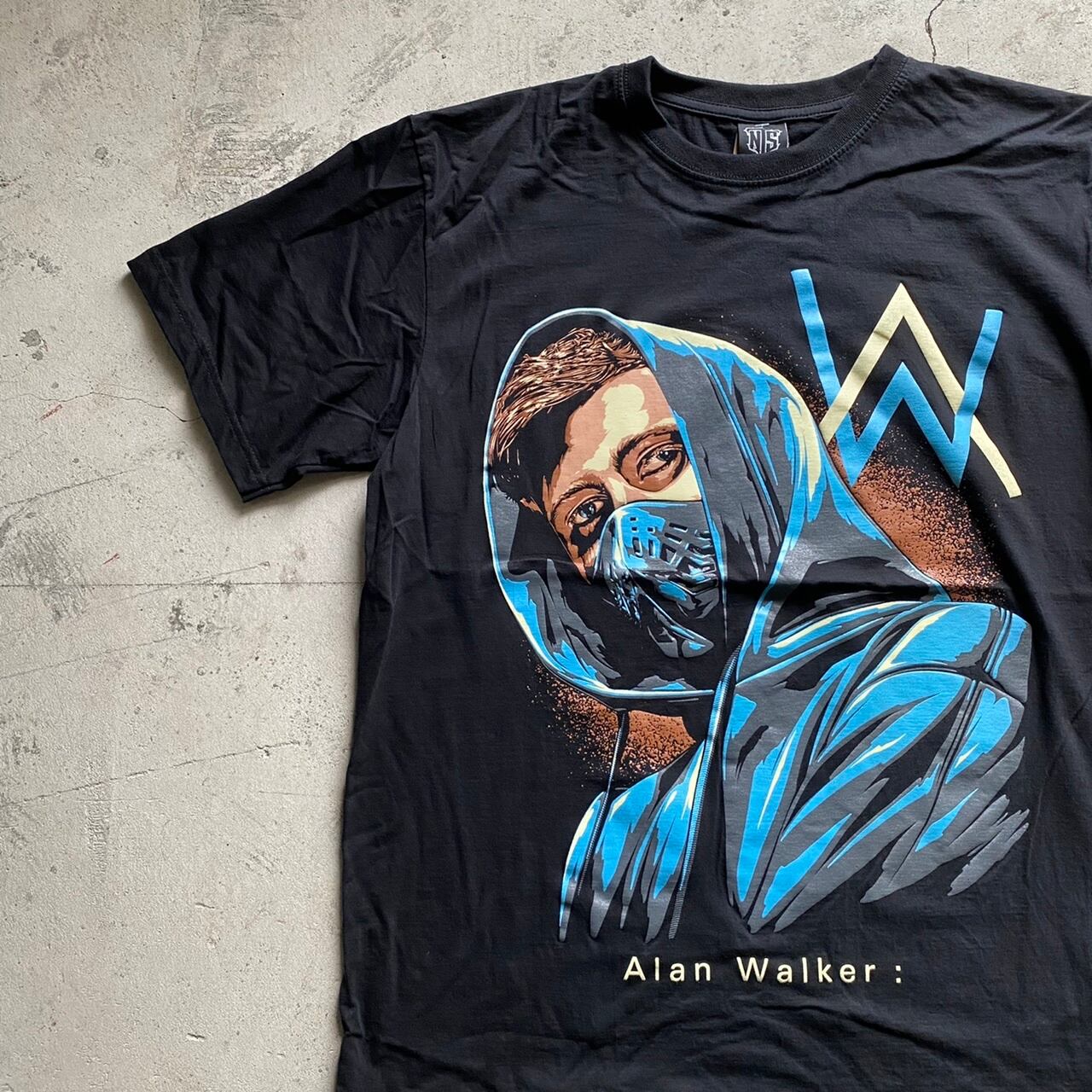アランウォーカー　公式 Tシャツ