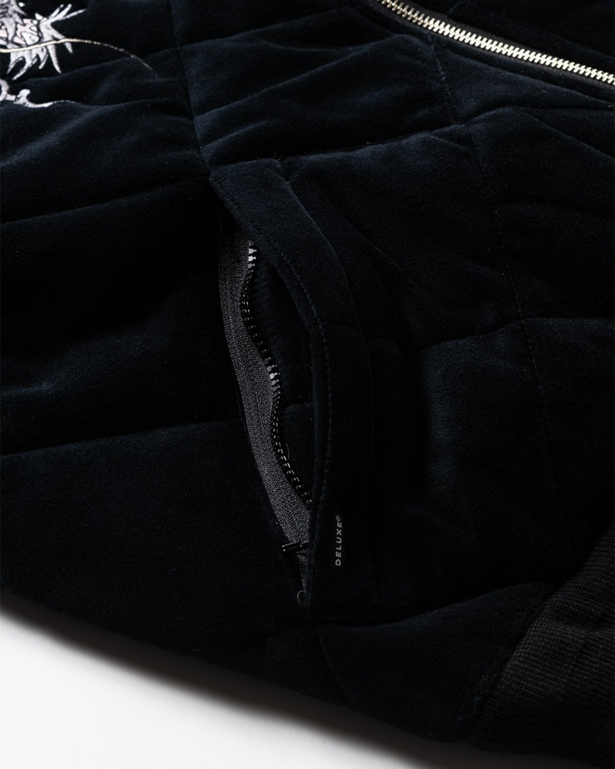 DELUXE x TIGHTBOOTH - VELOUR SOUVENIR JKT BLACK | stashstore