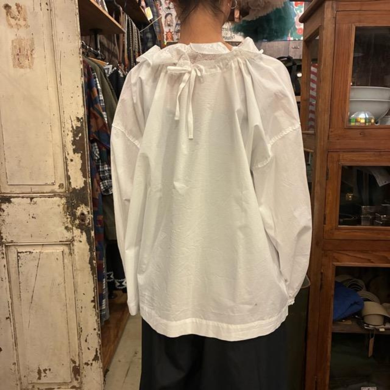 UNIVERSAL SEVEN Natural Typewriter Italian Fille Lace 2-Way Blouse, White/White, Long Sleeve, Cotton, Front and Back