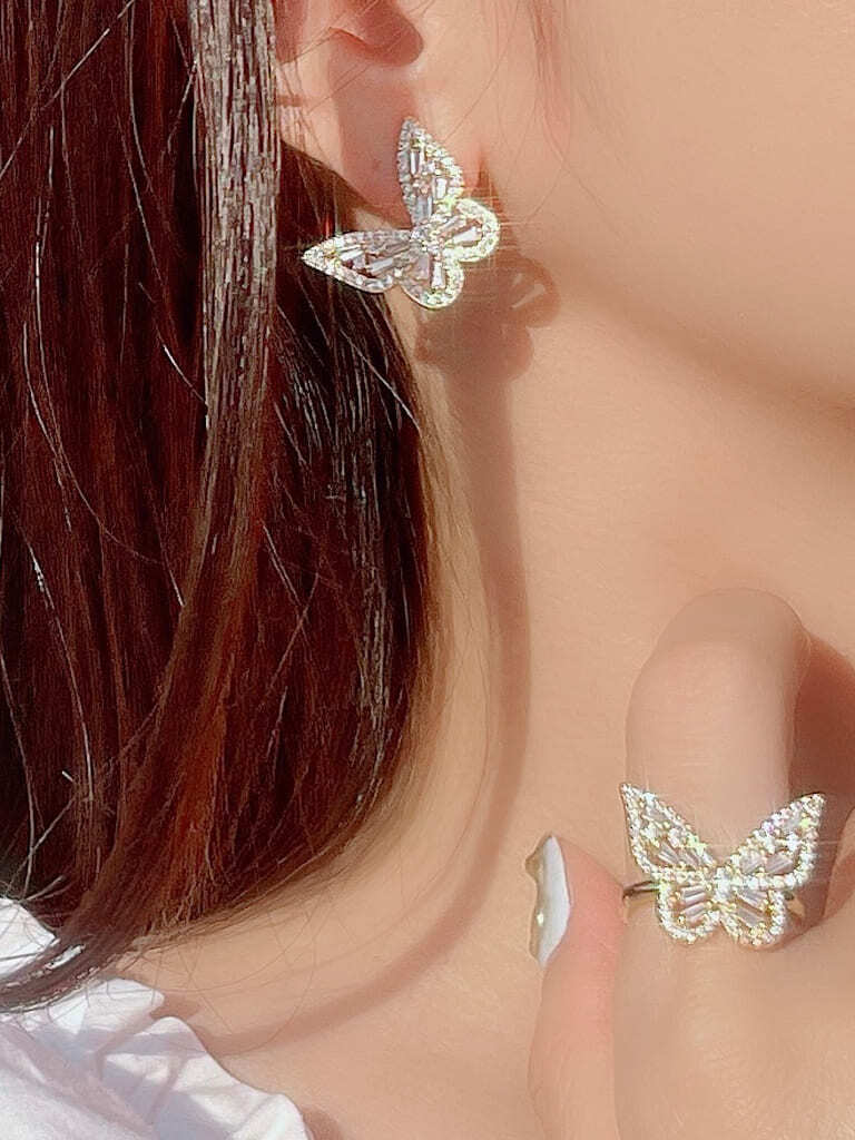 【制作終了】Crystal Butterfly Ring(M size)