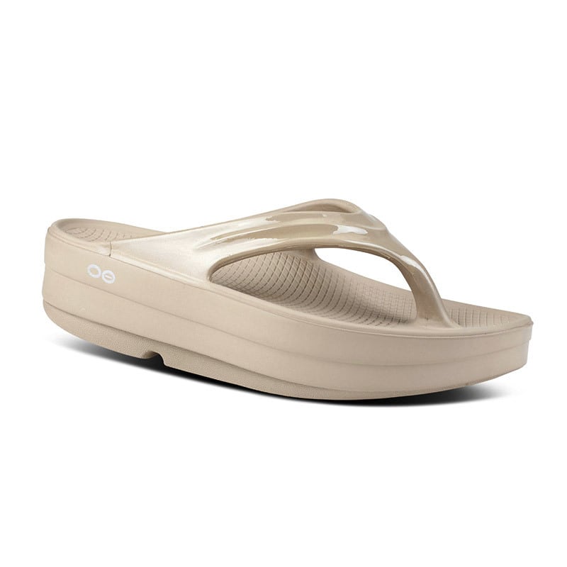 OOFOS (ウーフォス) - OOMEGA NOMAD (ウーメガ ノマド)