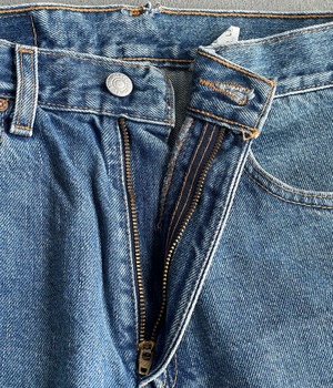 Used 00's  Levi's 550 -W32/L30-