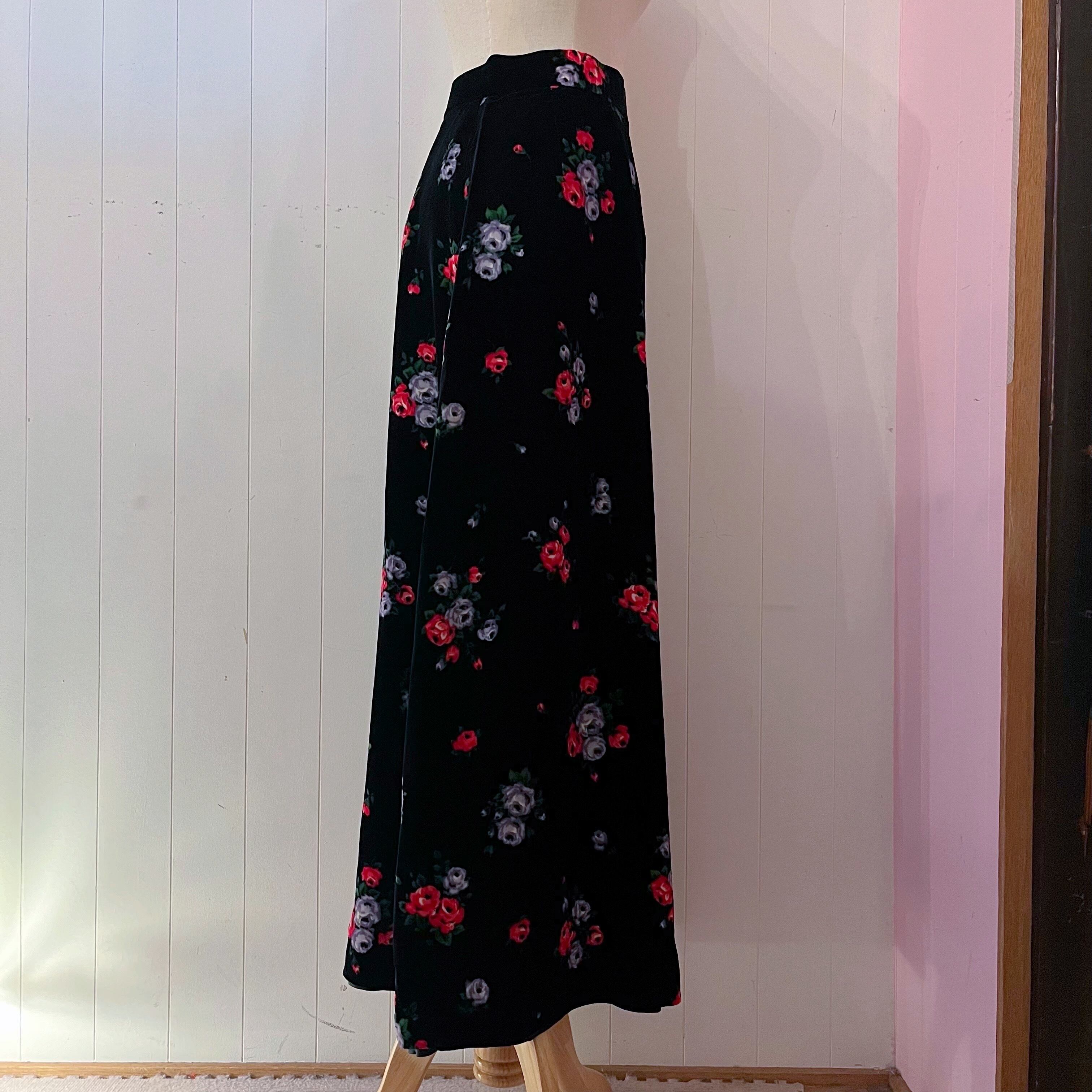 black rose velvet long skirt