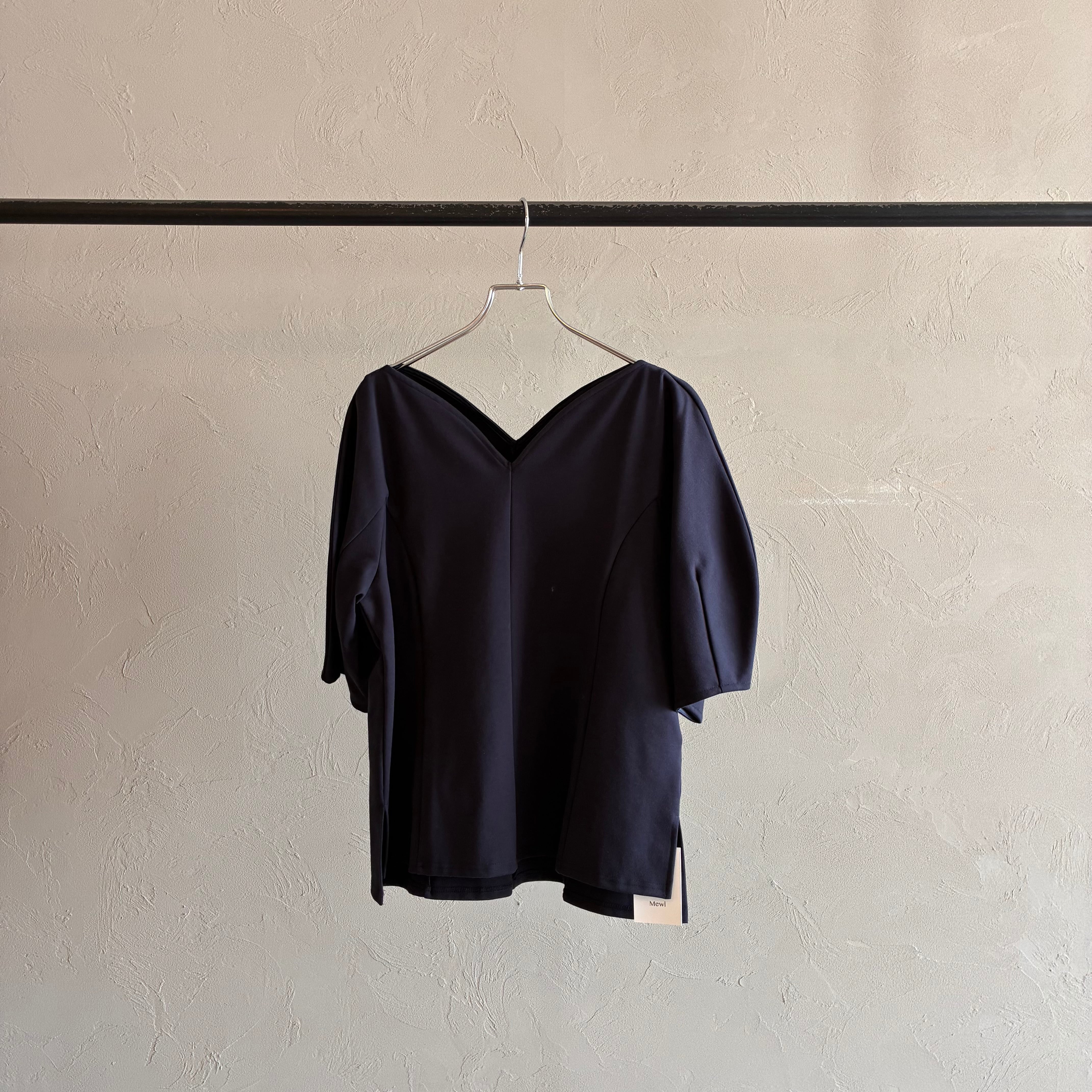 yuu.ar08様専用ページ:【 Mewl 】ハートカットポンチトップス ネイビー