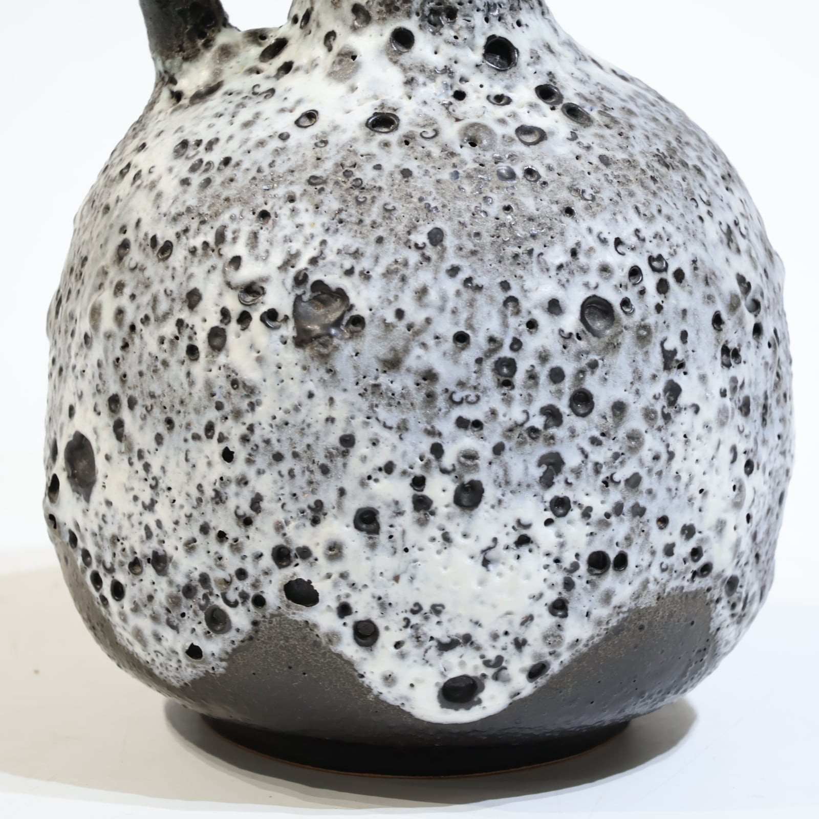 Ruscha-- 18.4cm | Fat Lava & German Art Pottery