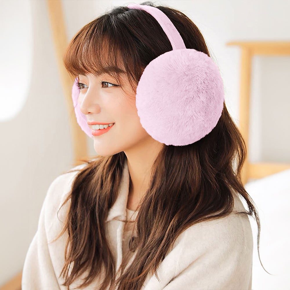 ❤️ 未使用　TRICOT CHIC ホワイトファー耳あて付き　タグ付き　58 ❤️ 未使用 TRICOT CHIC ホワイトファー耳あて付き タグ付き 58 THE