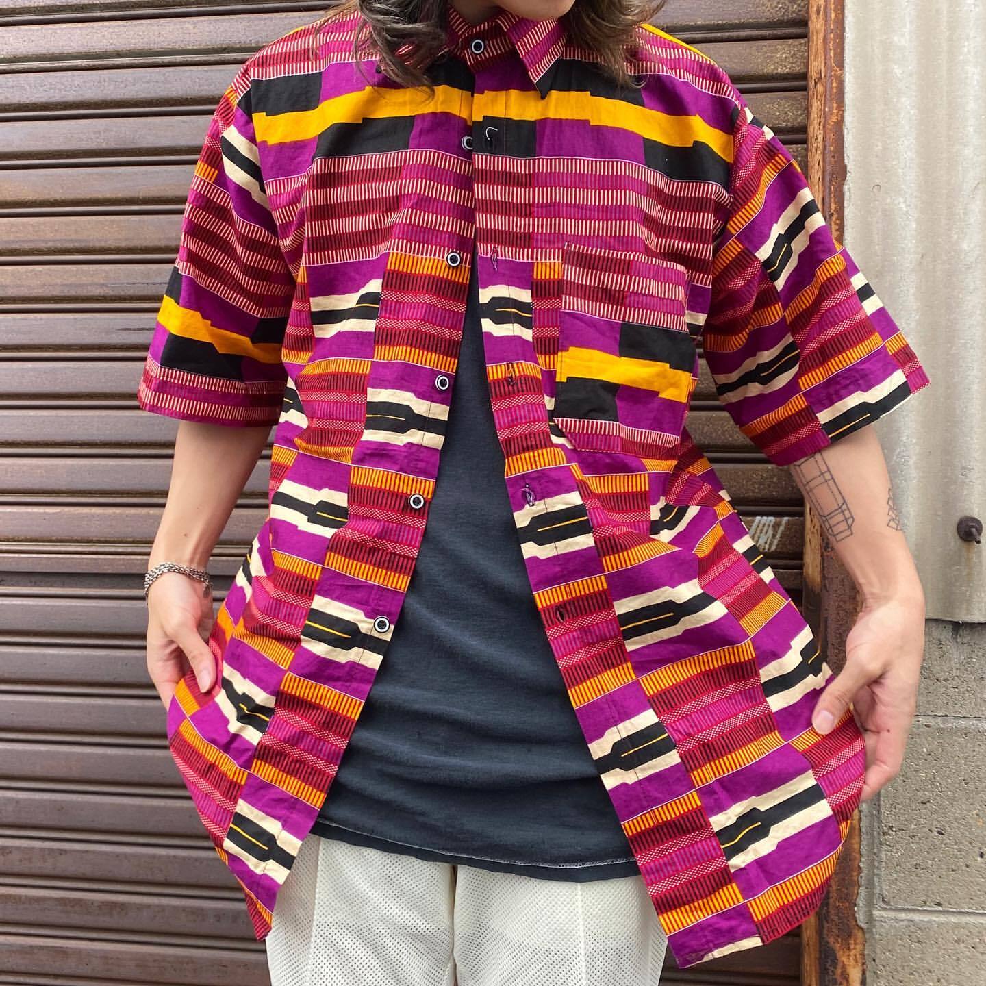 安価 ワタナベ 古着 pokit 半袖シャツ イギリス製 アフリカン