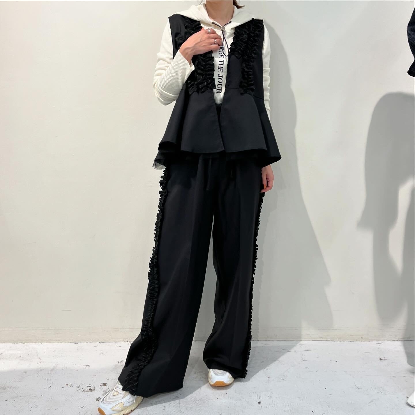 エイミーロウ eimeelaw ストライプフリルジレ×パンツ セットアップ 