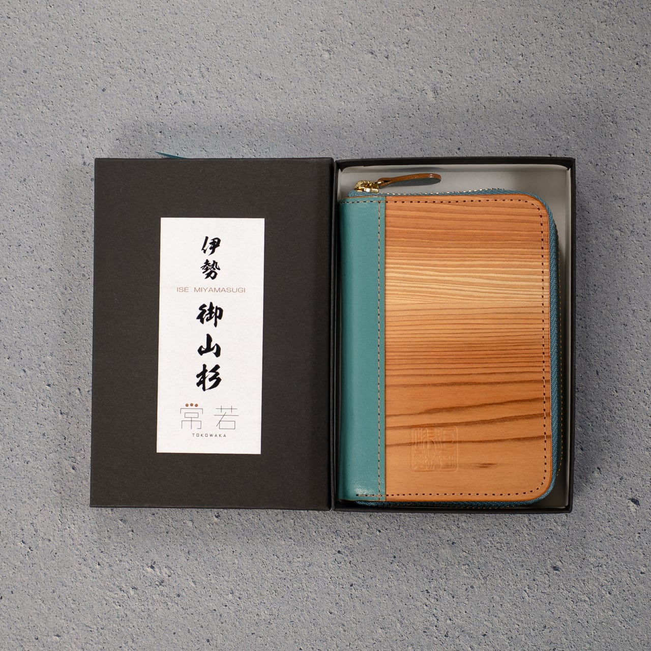 伊勢の銘木「御山杉」 パスケース｜選べる8色 | 外宮参道 COMISE