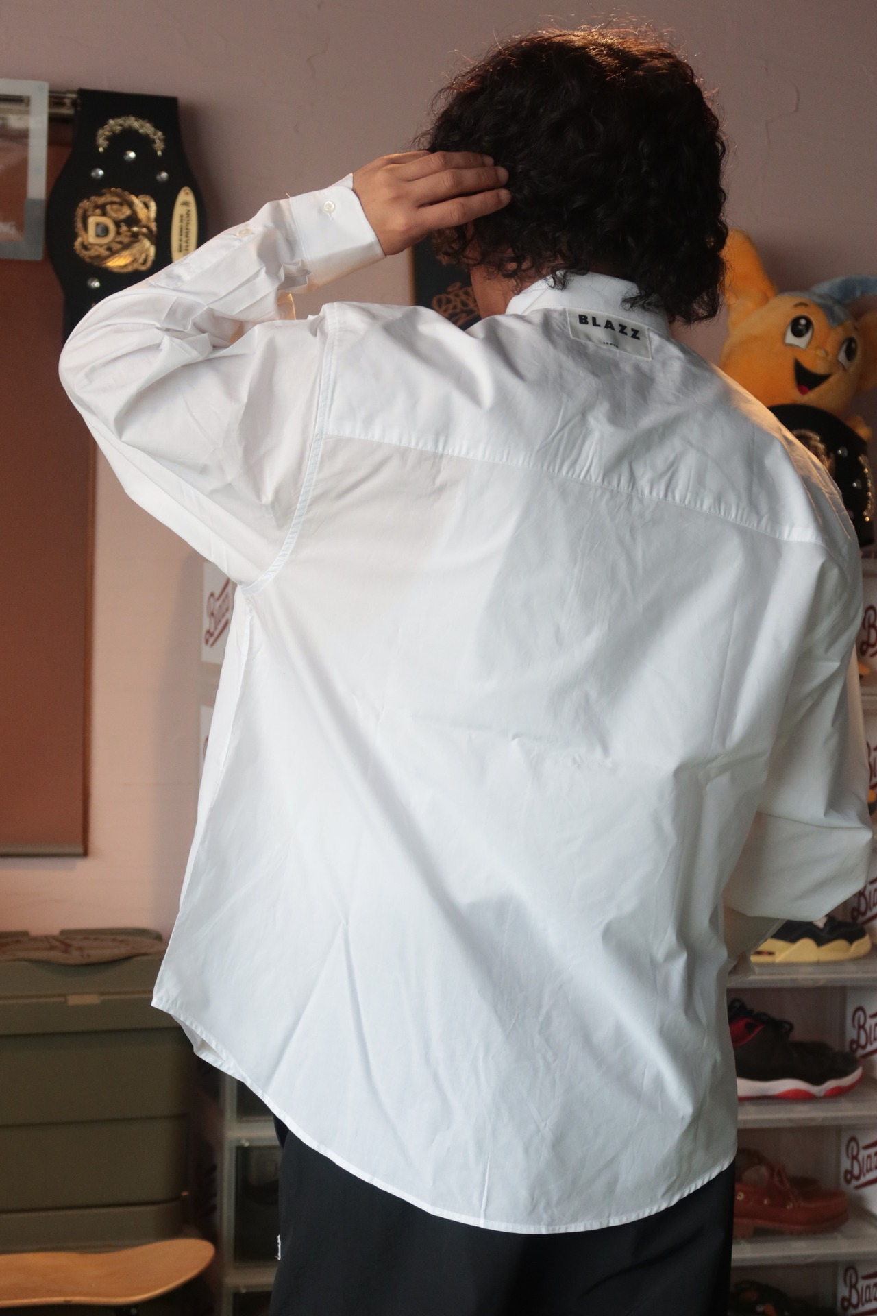 LOOSE FIT Long Sleeve Shirt [WHITE]