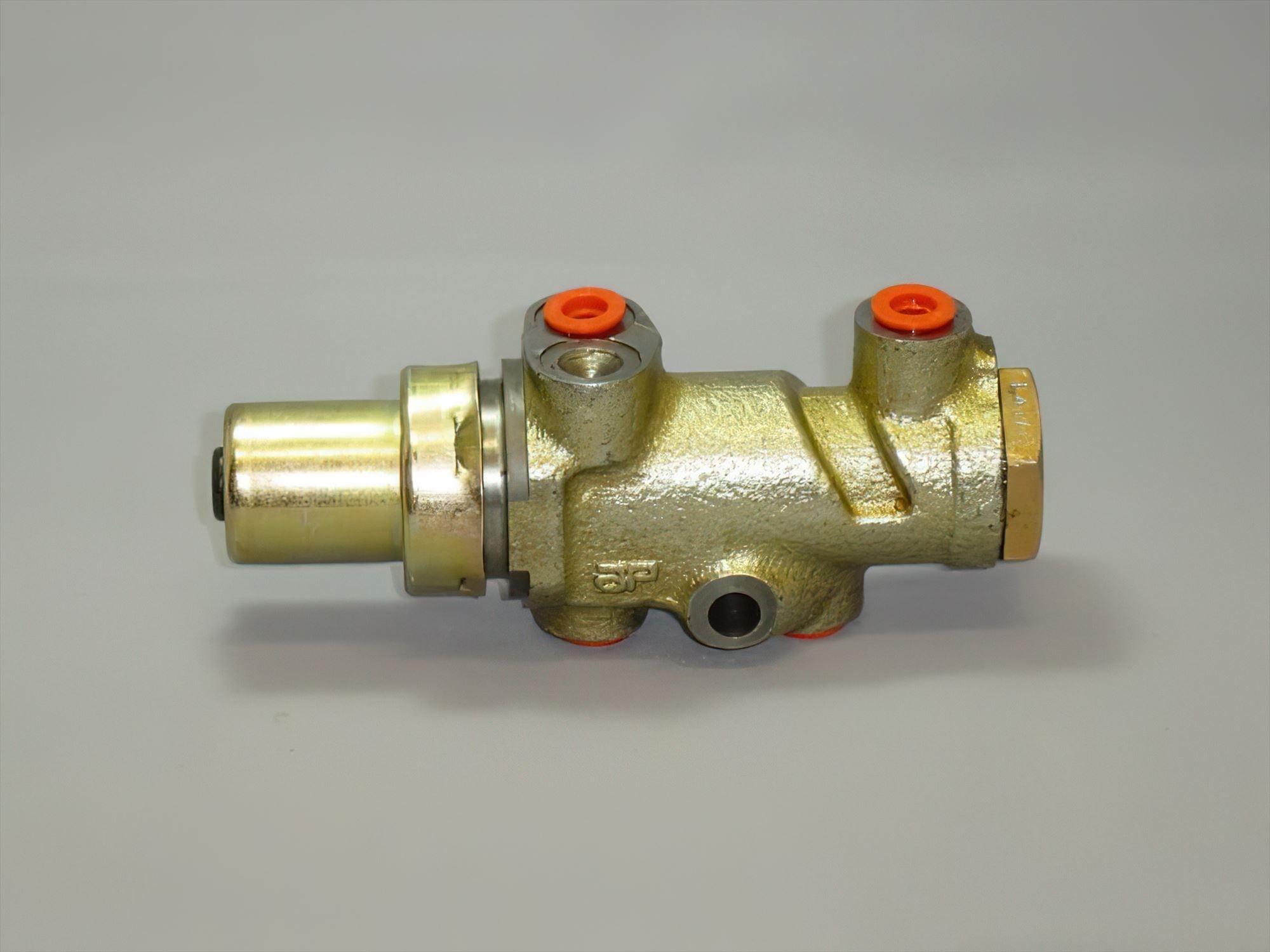 ブレーキ プレッシャー バルブ ( PDWAバルブ ) パーツNo : FAM7821AP ( ref. 4317-059P LV17059