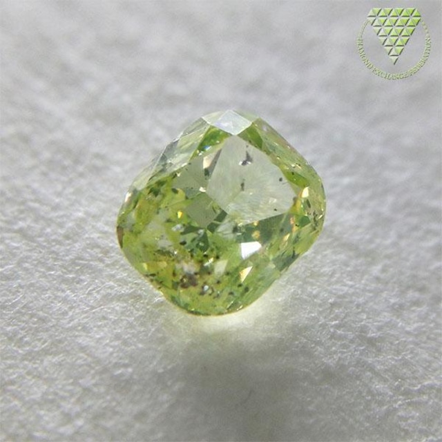 0.438 ct F.Int. Yel - Green 天然 グリーン ダイヤ