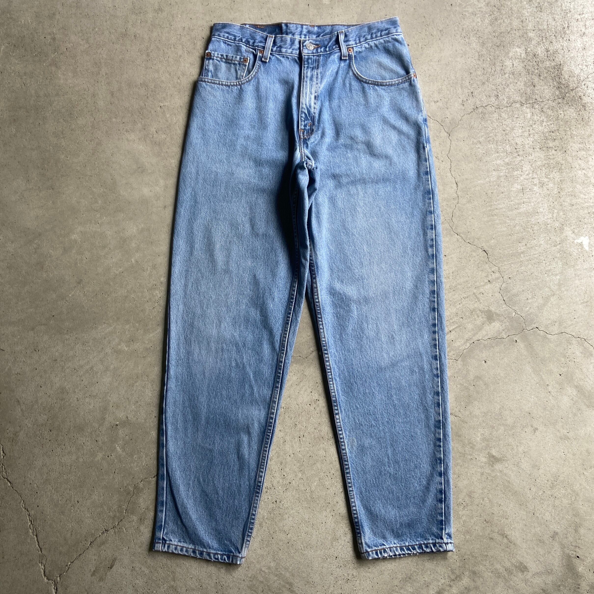 90年代 Levi's リーバイス 560 ワイド バギー LOOSE FIT テーパード デニムパンツ メンズW33 古着 90s ヴィンテージ  ビンテージ 【デニムパンツ】【PS2307P】 | cave 古着屋【公式】古着通販サイト powered by BASE