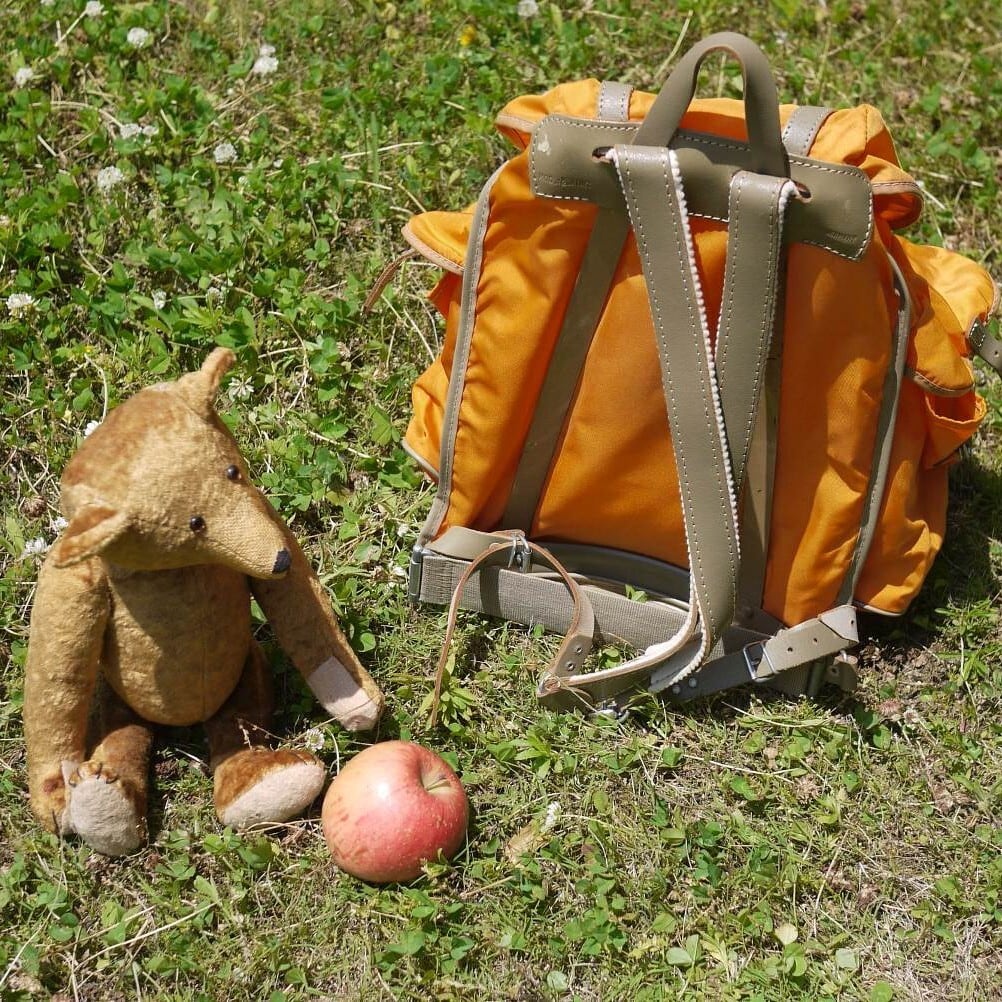 KURZ リュックサック オレンジ色 バックパック アルプス ハイキング 西ドイツ