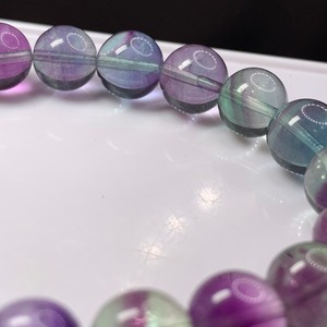 A16.可愛い色合い♪多彩なグラデーションフローライトブレスレット
