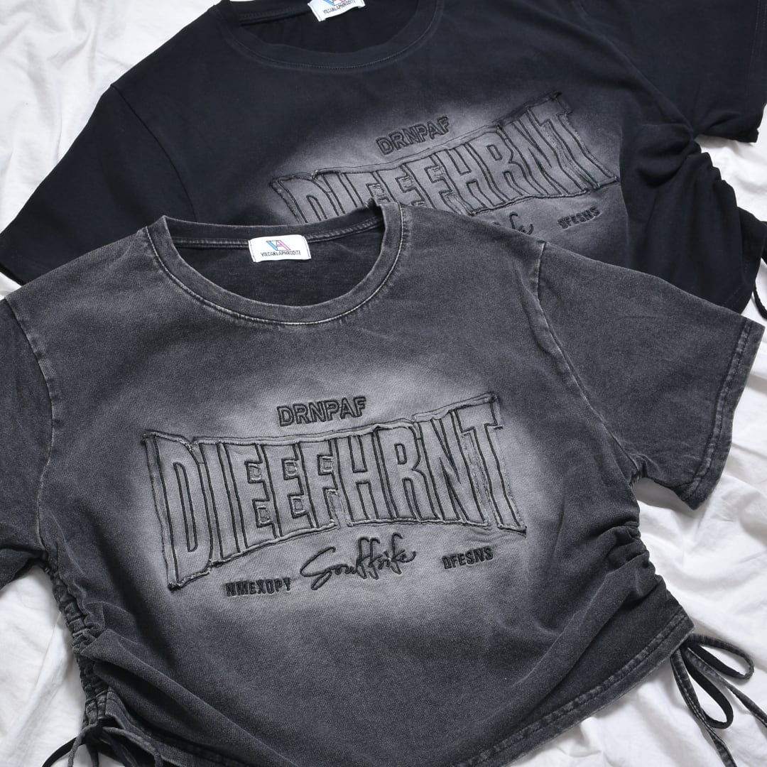 Washギャザーロゴショート丈Tシャツ | VOLCAN&APHRODITE