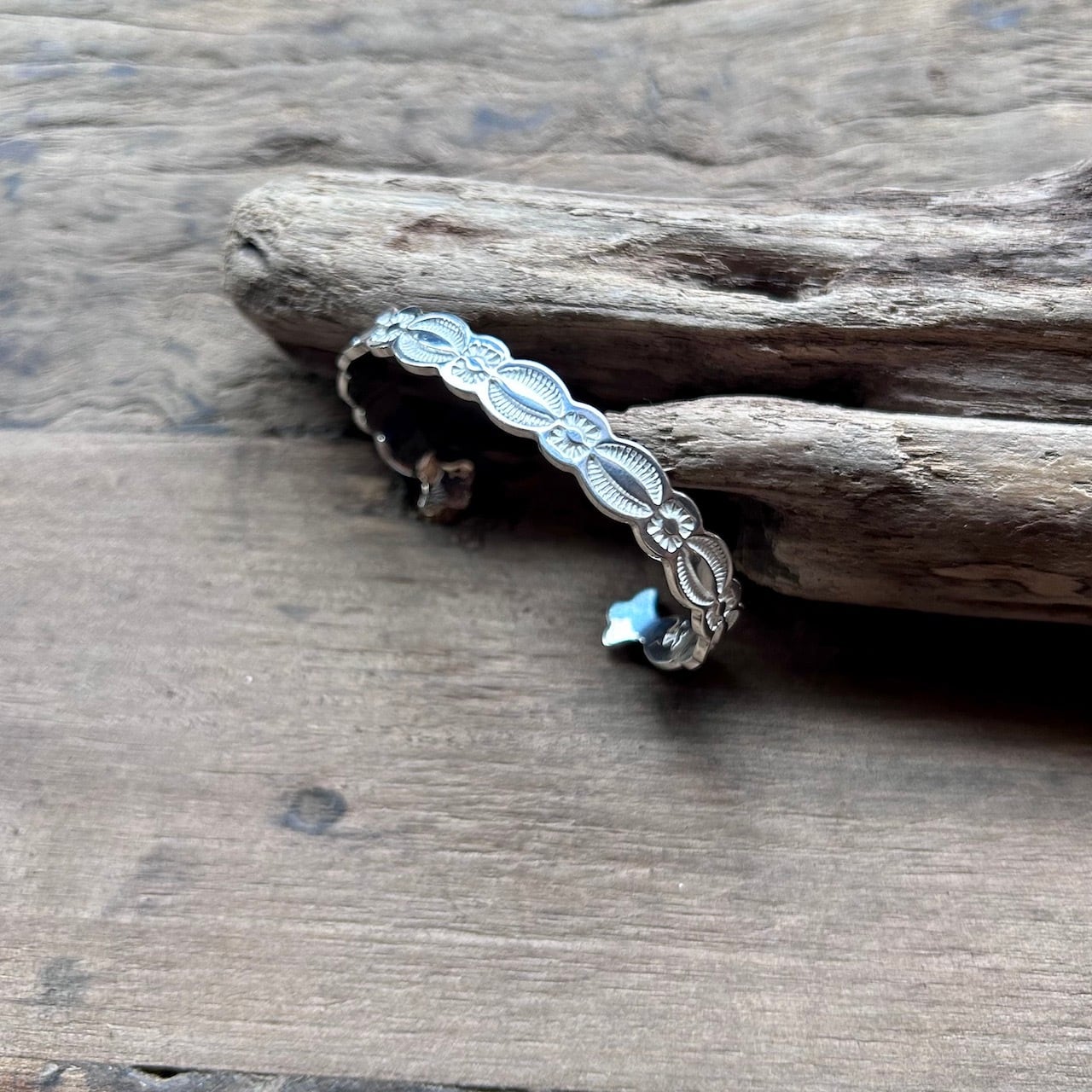 Flower & Leaf Silver Bangle | Aonoha by Crony Club