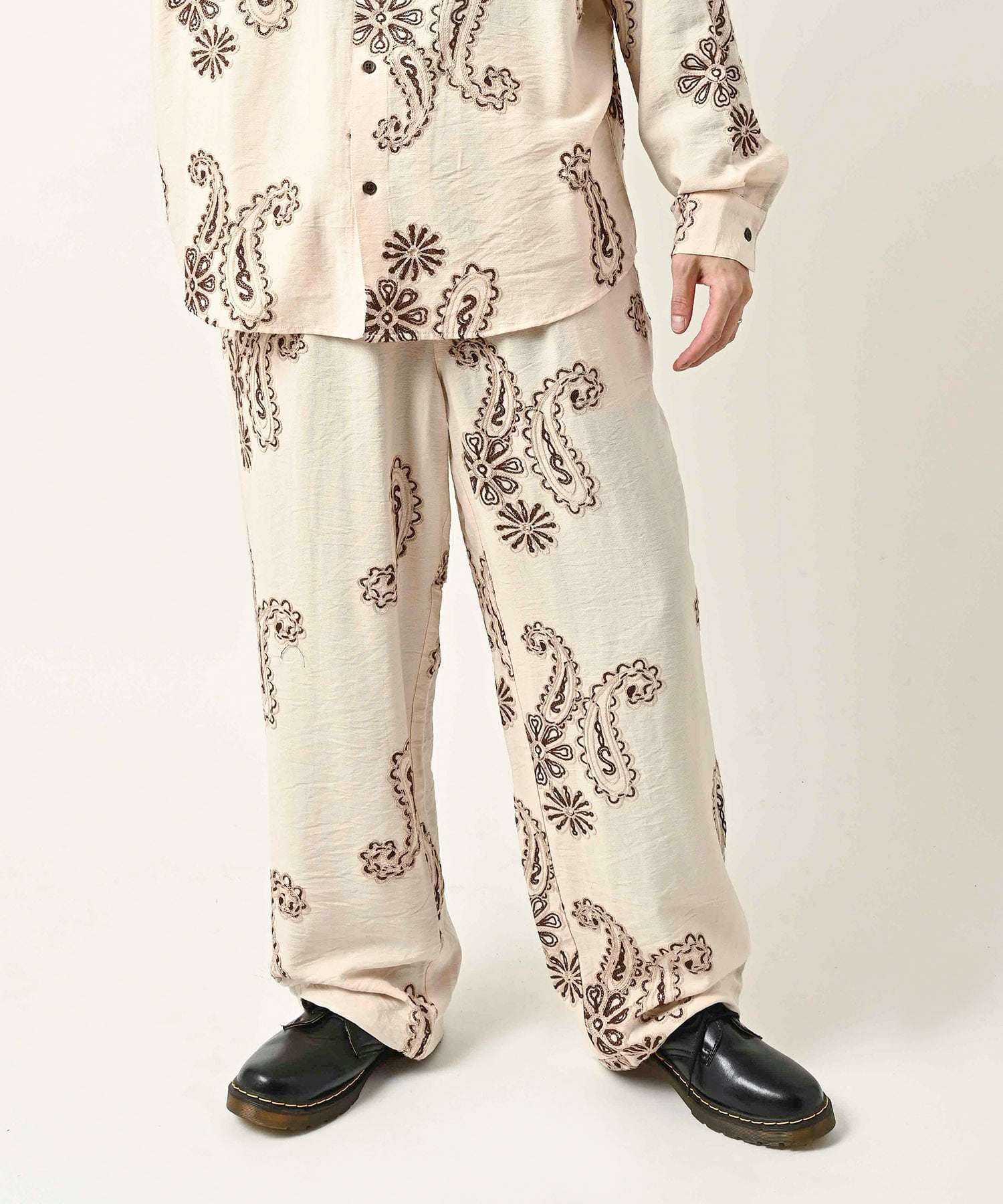 ATELANE Paisley Embroidery Easy Pants (IVO) 26A-28070