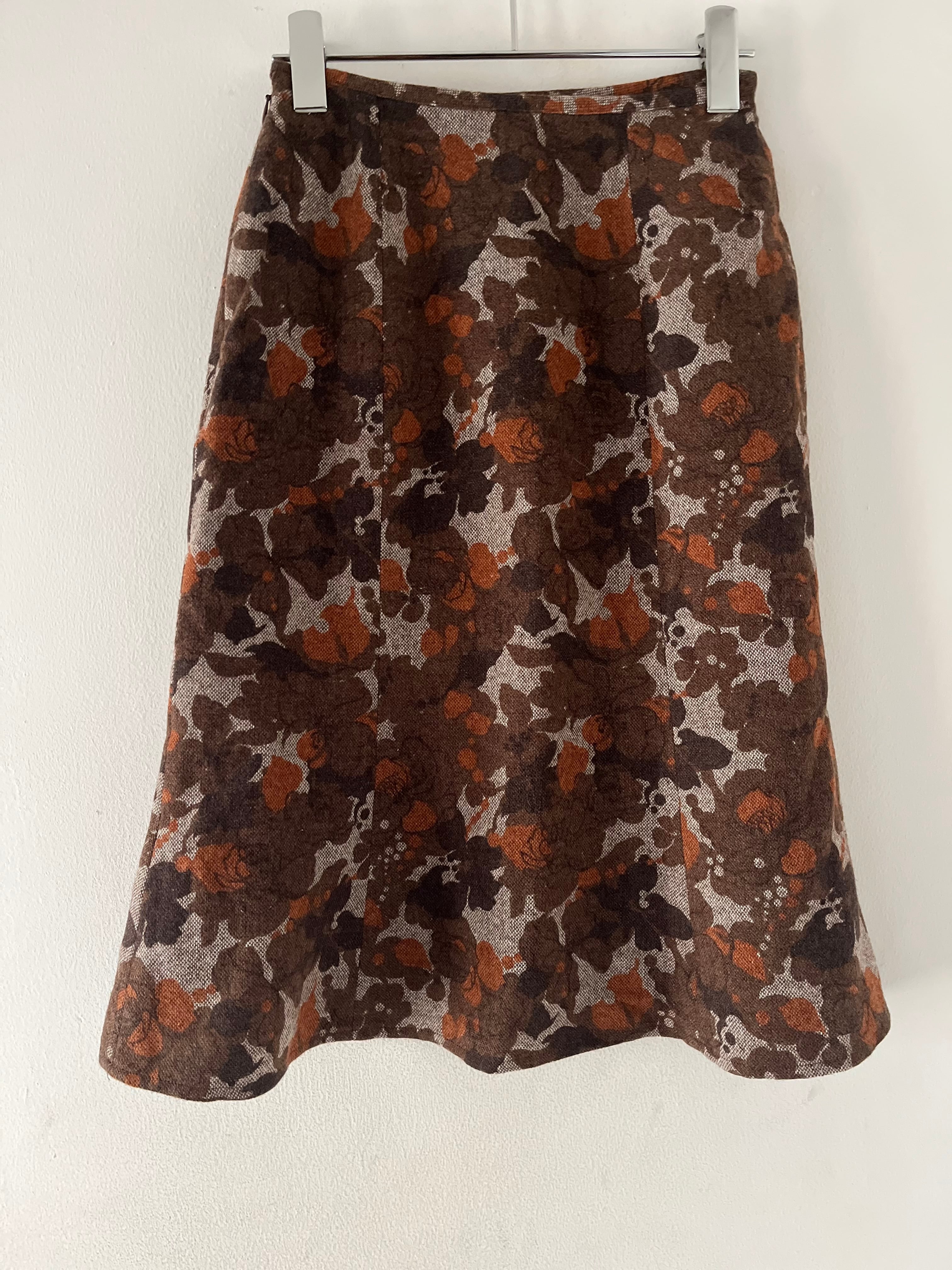 上品さが良いスカート