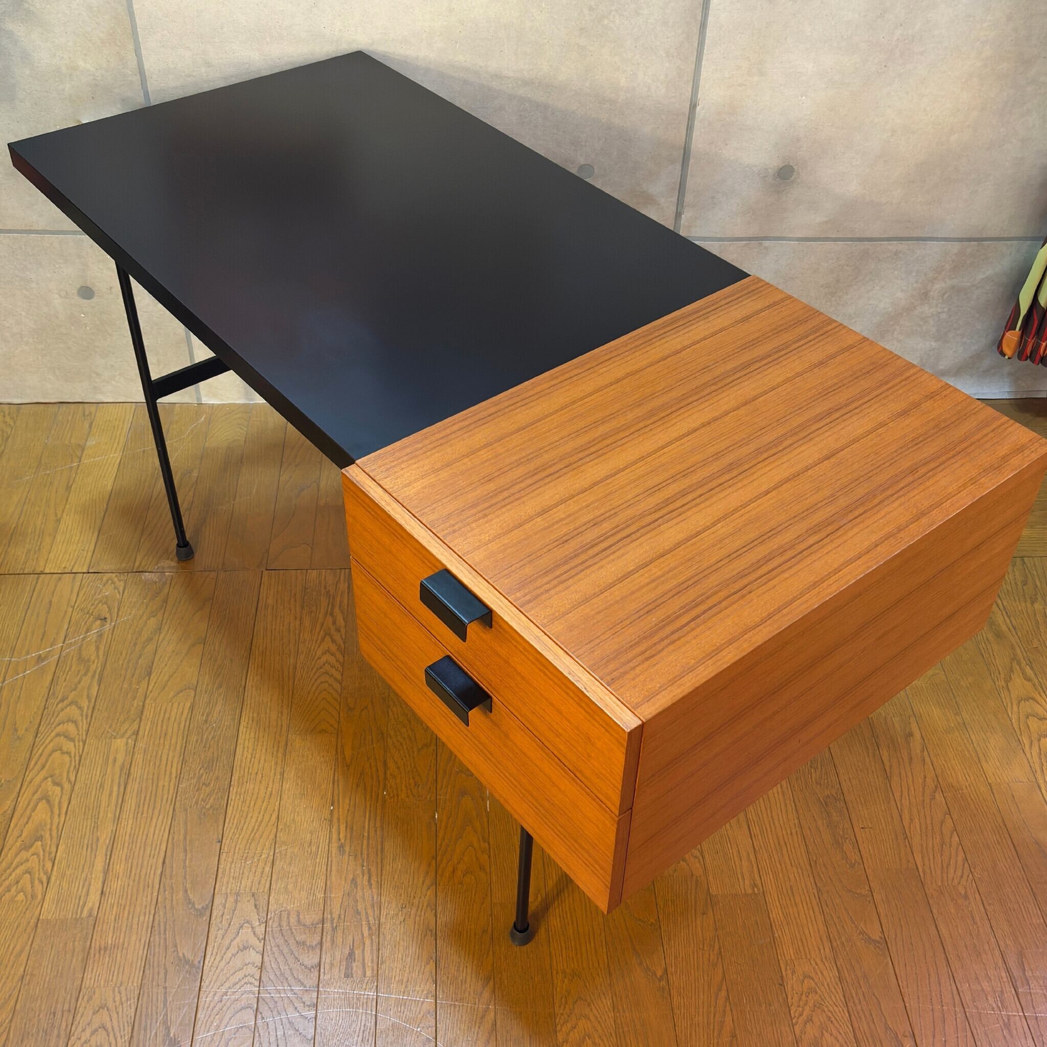 USED】METROCS Pierre Paulin F031 Desk Oak | ピエール・ポラン F031