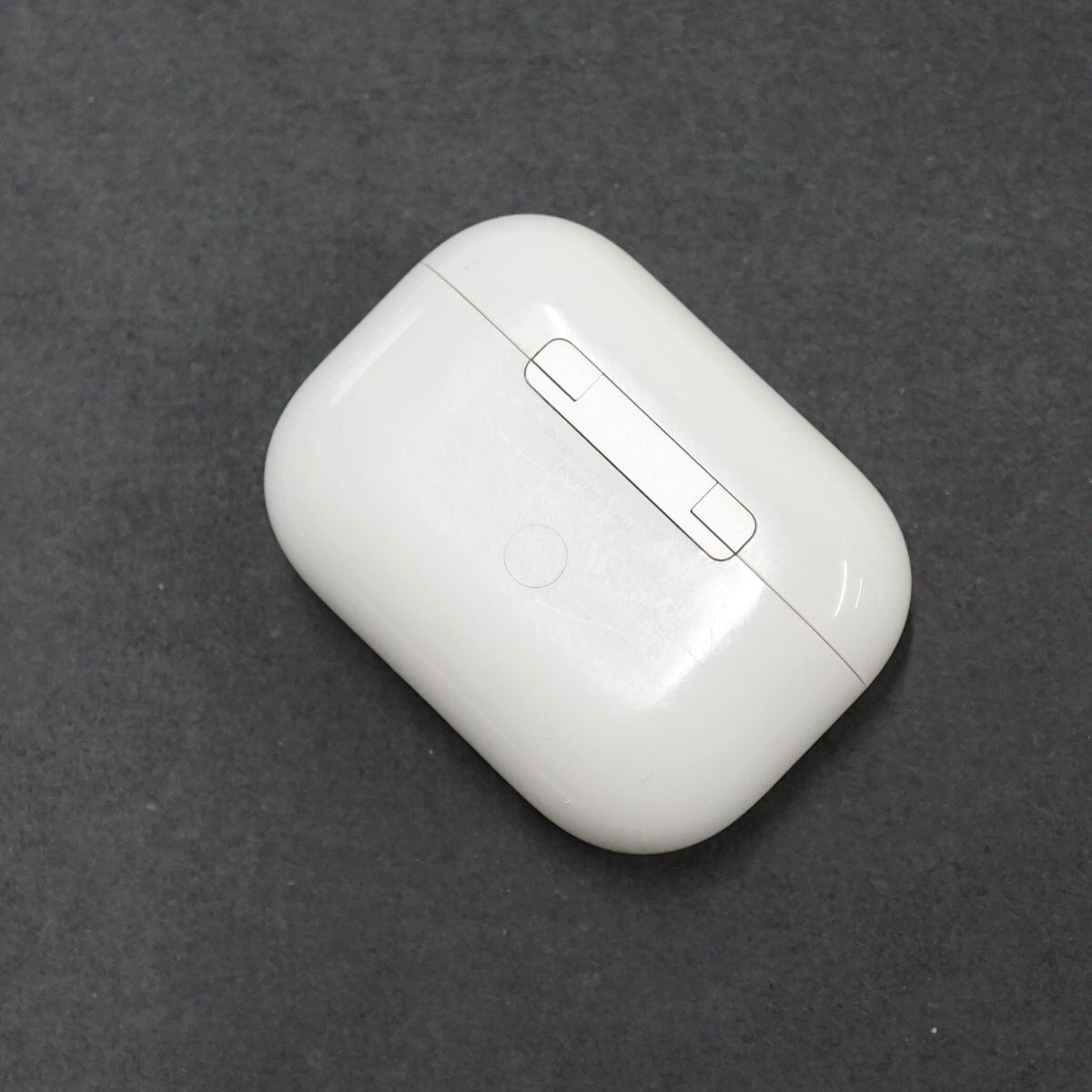 AirPods Pro MWP22J/A（充電ケース）のみ A2190-