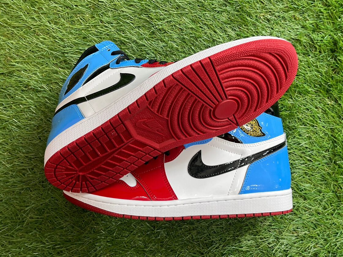 美品】NIKE AJ1 RETRO HIGH OG すごい FEARLESS 27.0 