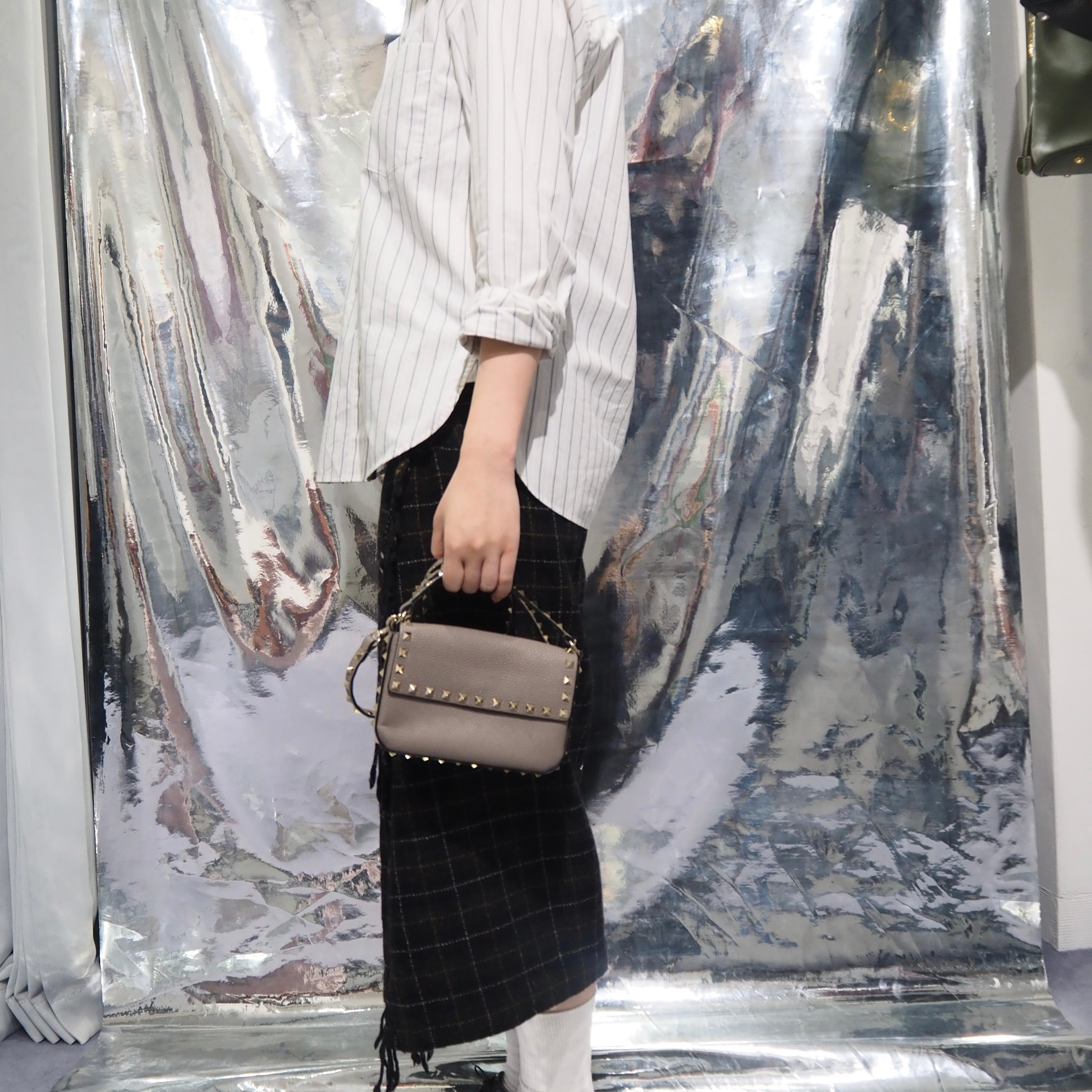 VALENTINO ロックスタッズ ショルダー バッグ レザー グレージュ