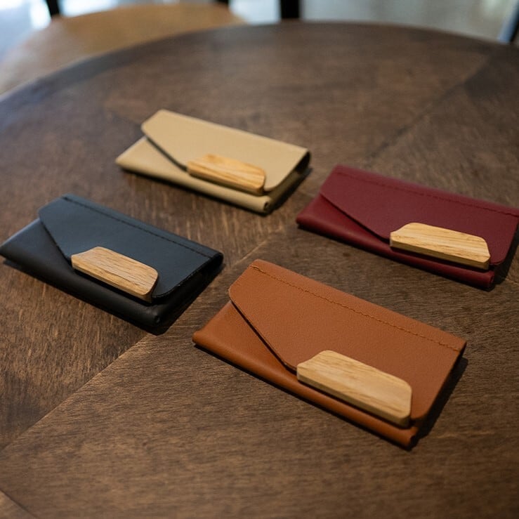 【カードケース/名刺入れ】アップサイクルレザー×小径木