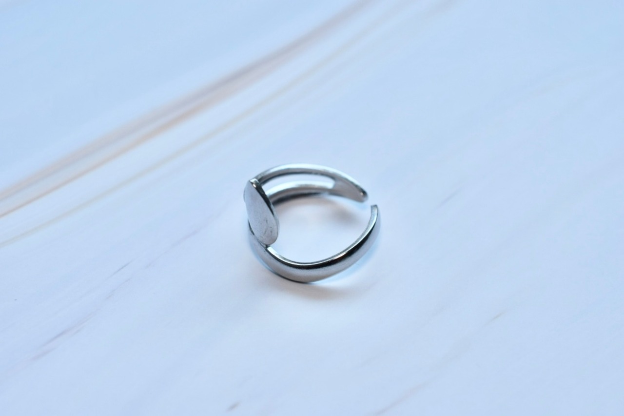 ring 04