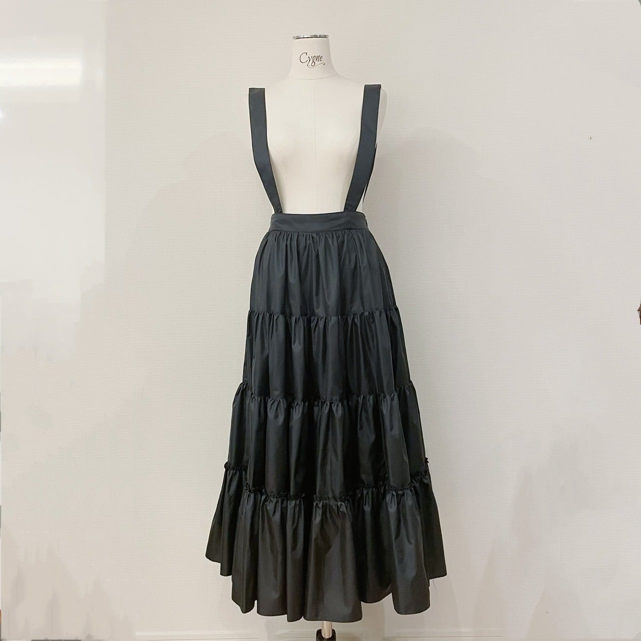 ティアードスカート Aki ブラック | Cygne 