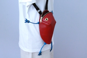 イチゴヤドクガエルバッグ