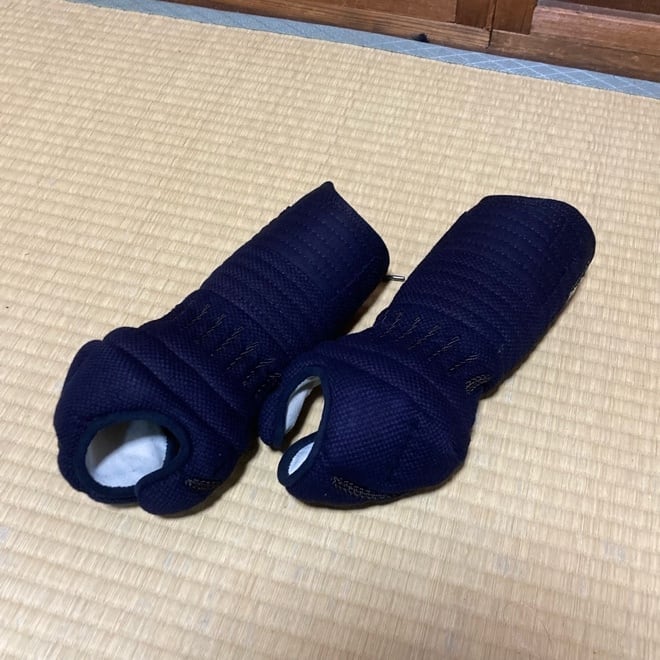 甲手単品 10ミリミシン織刺【銀蜻蛉】【BAK防具】最高の剣道具技術