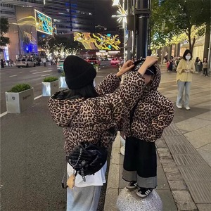 ママとお揃い!リバーシブルアニマルコート