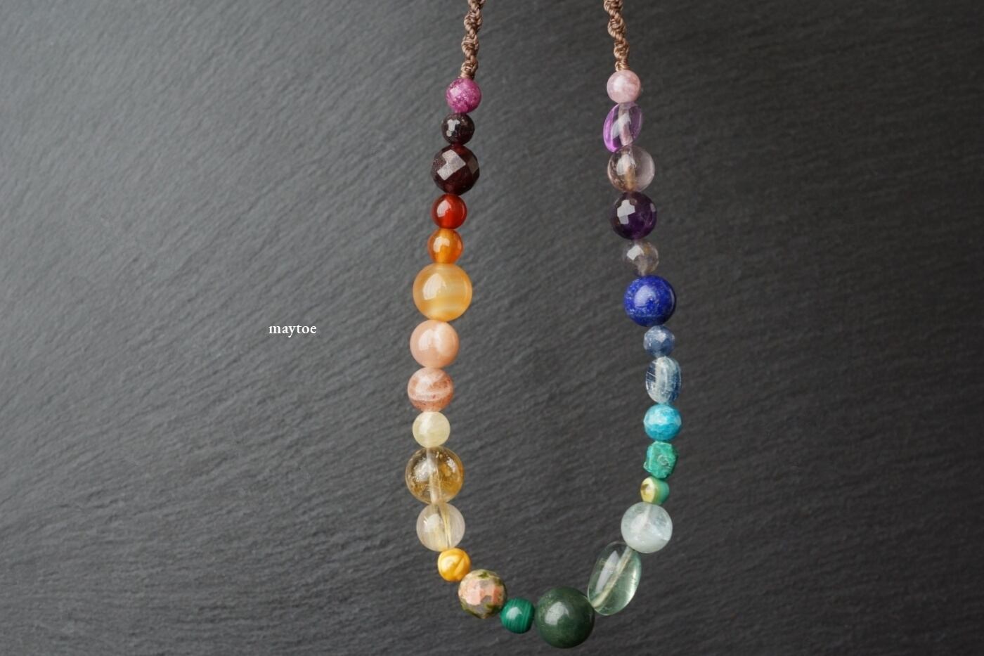 7色天然石の厄除けロングネックレス<厄年のお守りに>チャクラネックレス【一点物】
