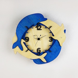 「イルカ」木製掛け時計　