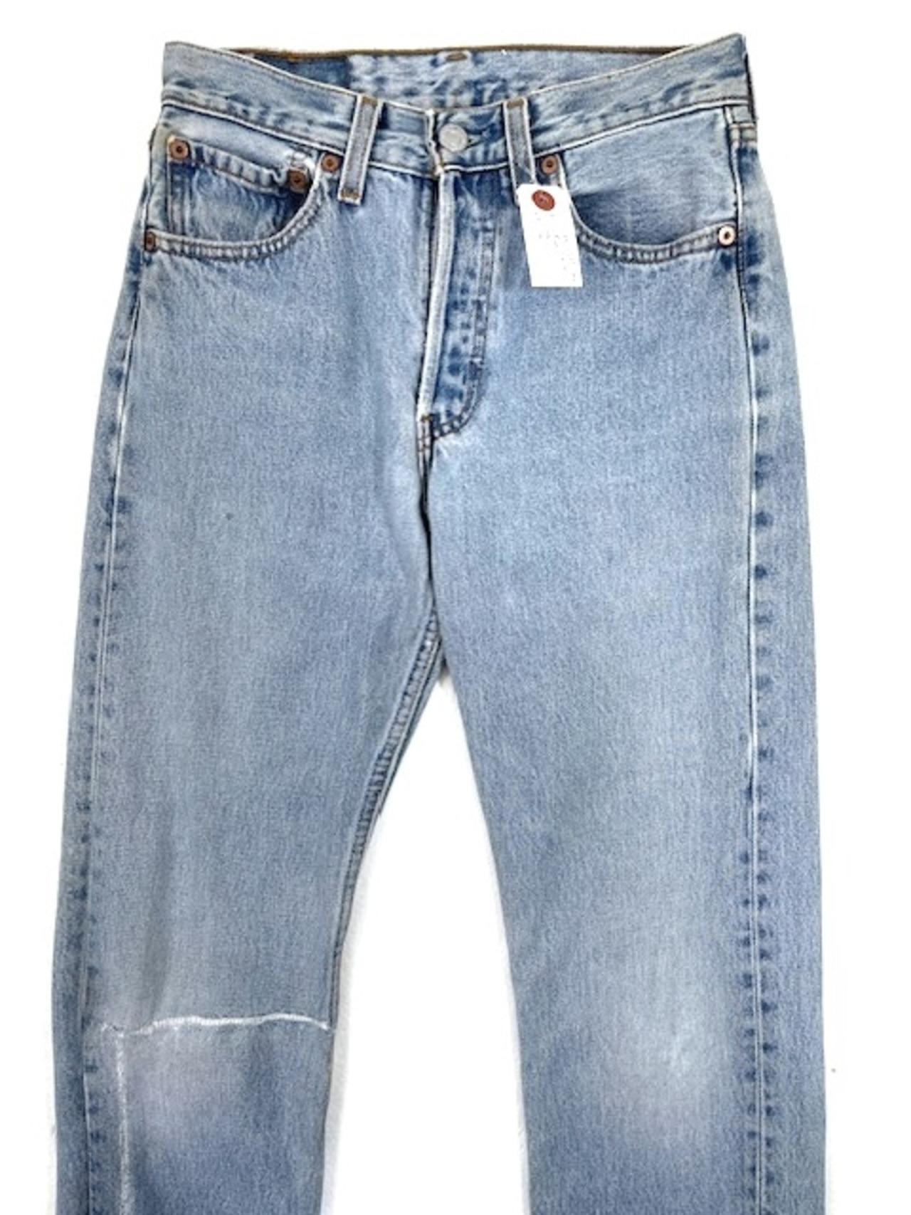 M-202  リーバイス Levis501レギュラー古着 1999年米国製刻印511   W 68cm(ぐるり） 股下 74cm