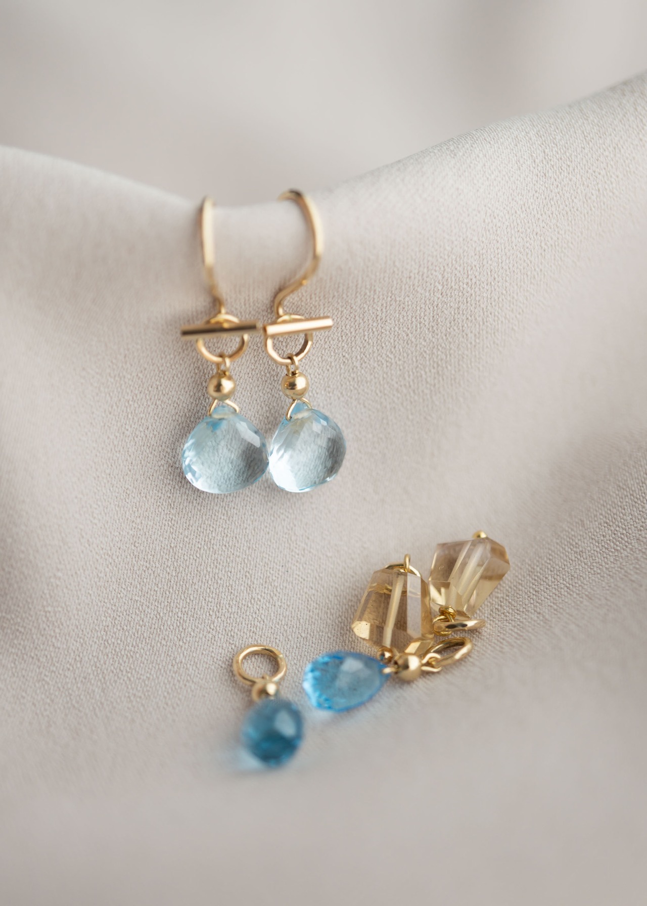 Charm -Sky Hue-