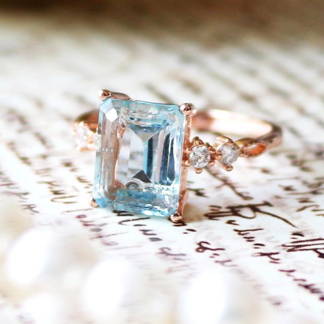 Promettereリング（ブルートパーズ・レクタングル）